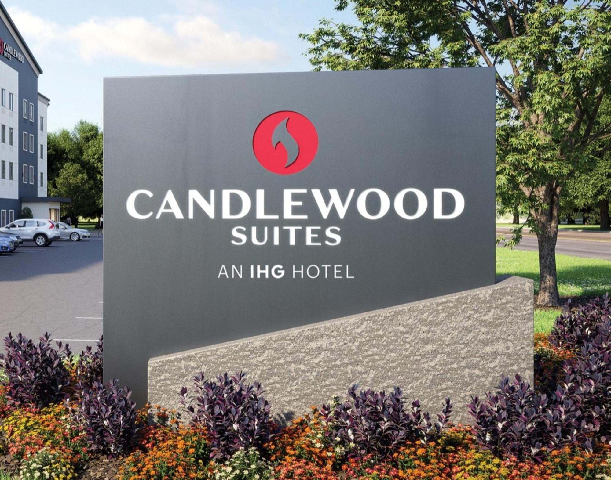 Candlewood Suites Miami Lakes By Ihg Exterior foto